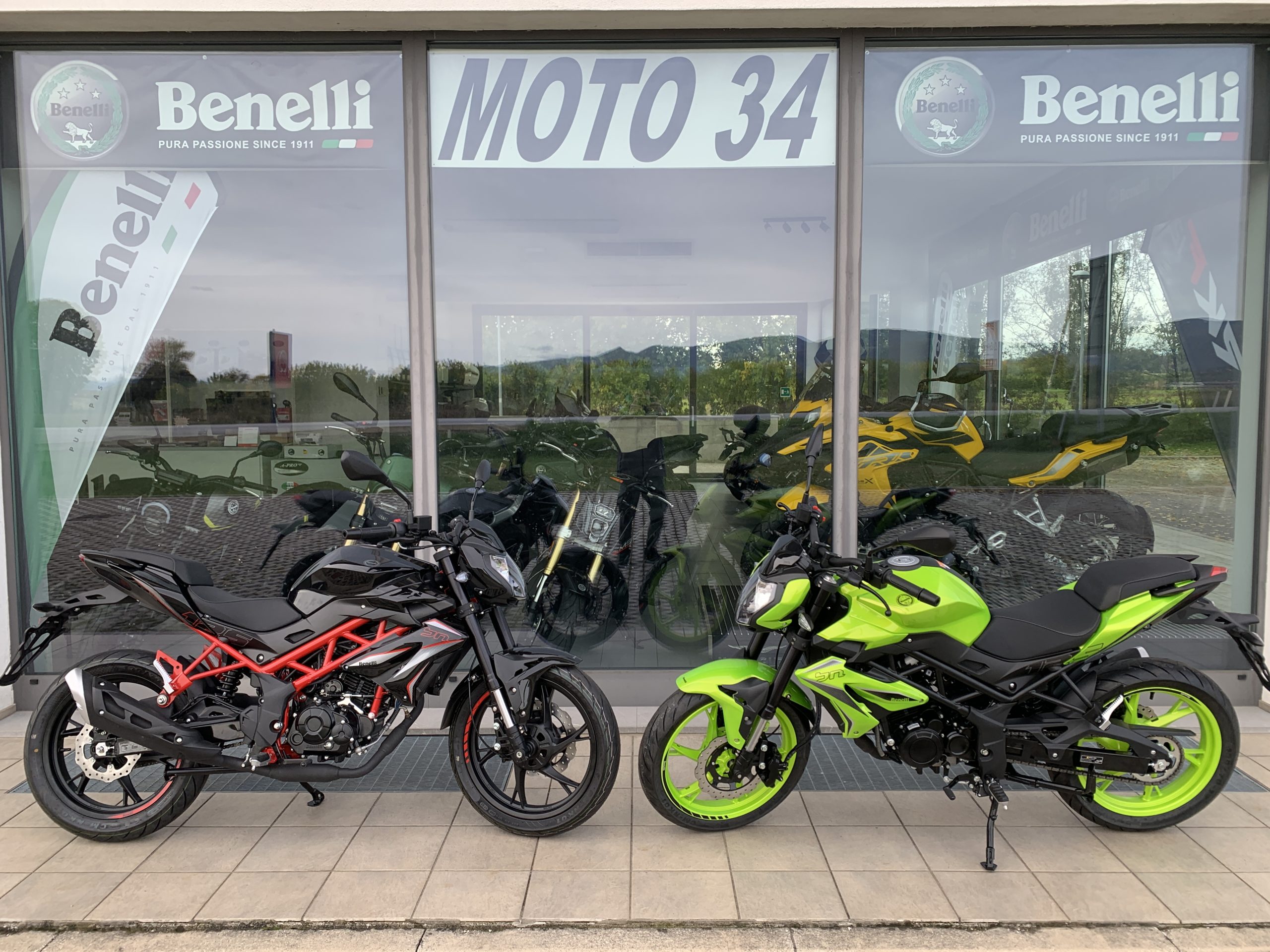 benelli bn 125 white